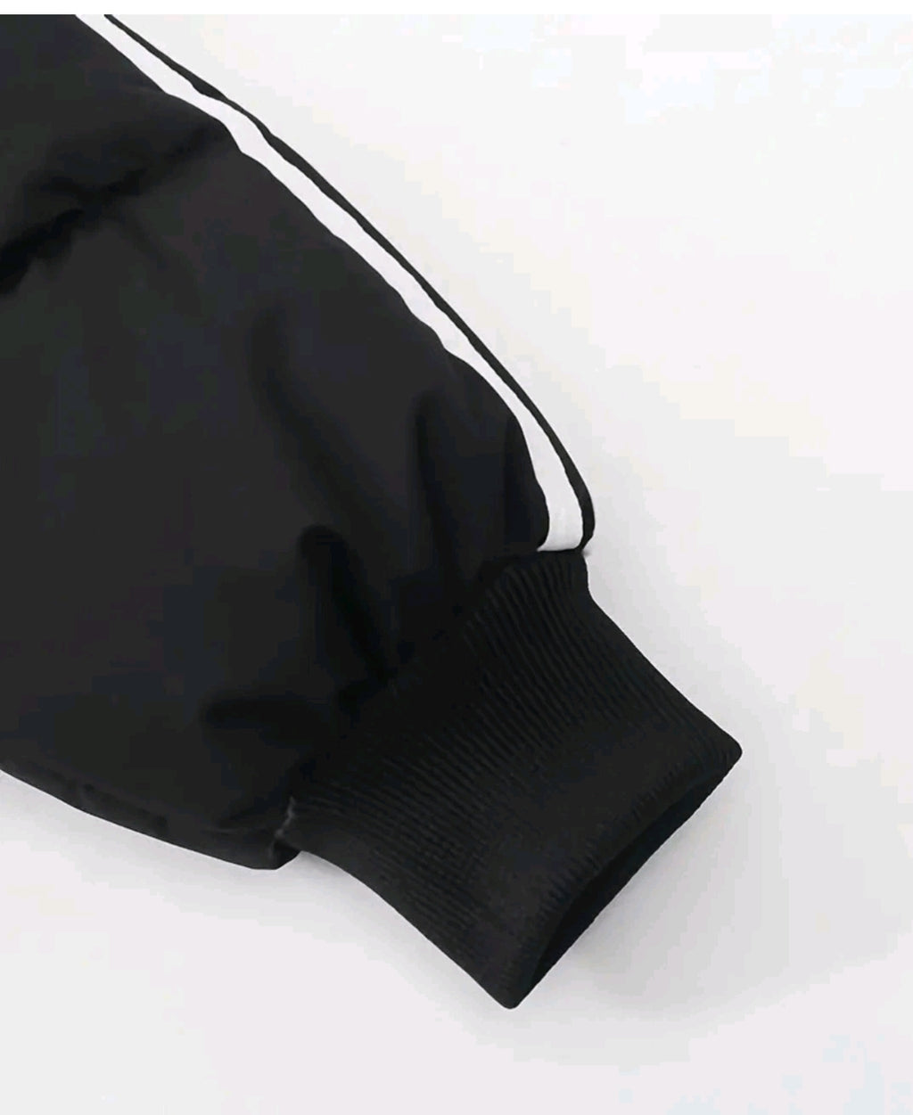 Kinder Winterjacke Jungen Schwarz Parka Gefüttert Kapuze Größe 130 Warm