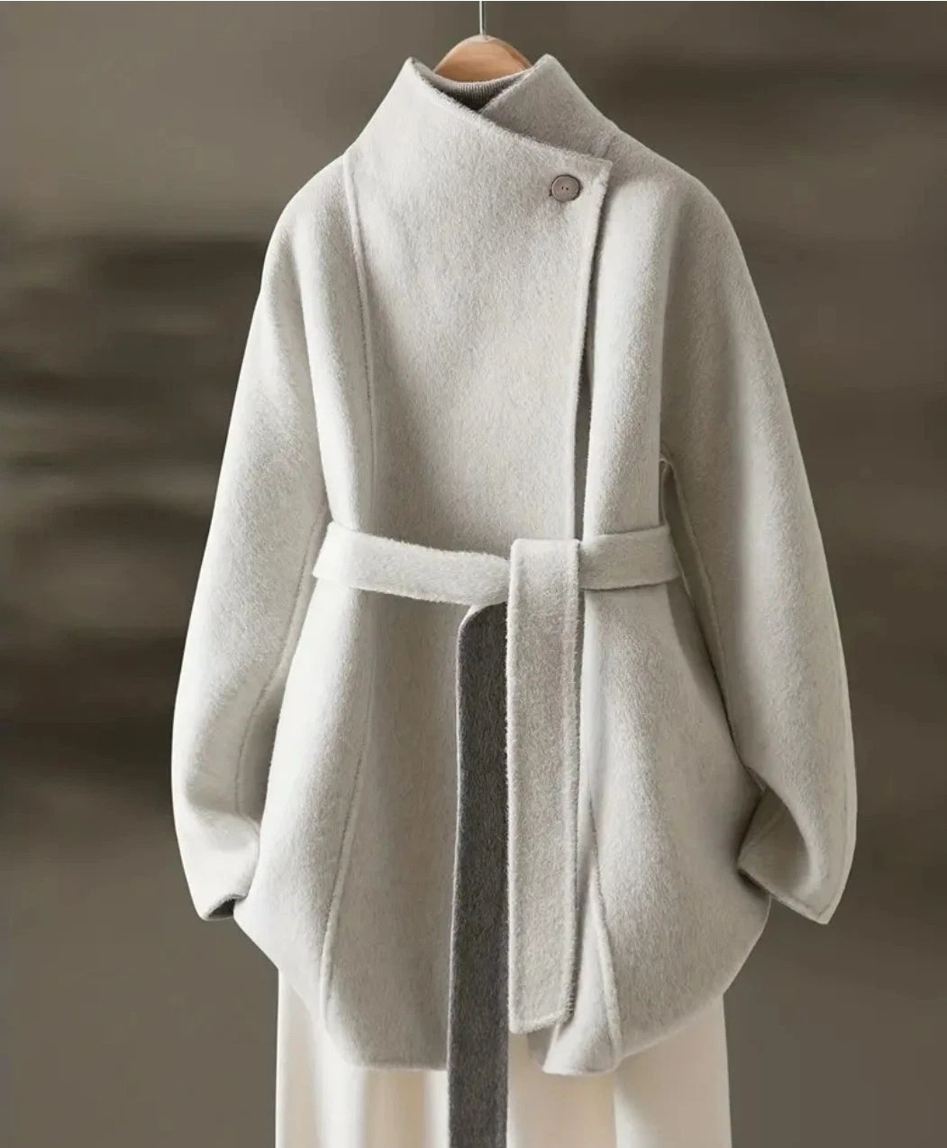 Double Faced Damenmantel aus hochwertiger Wollmischung, modernes Design, Sommer
