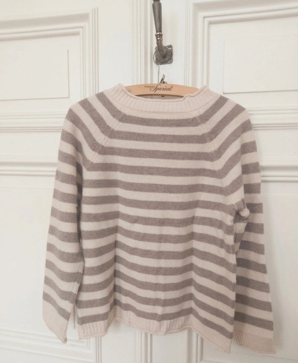 Damen Wollcardigan gestreift Beige/Creme – Strickjacke mit Knopfleiste