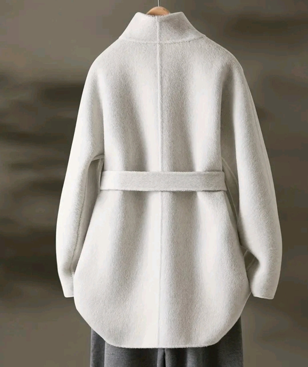Double Faced Damenmantel aus hochwertiger Wollmischung, modernes Design, Sommer