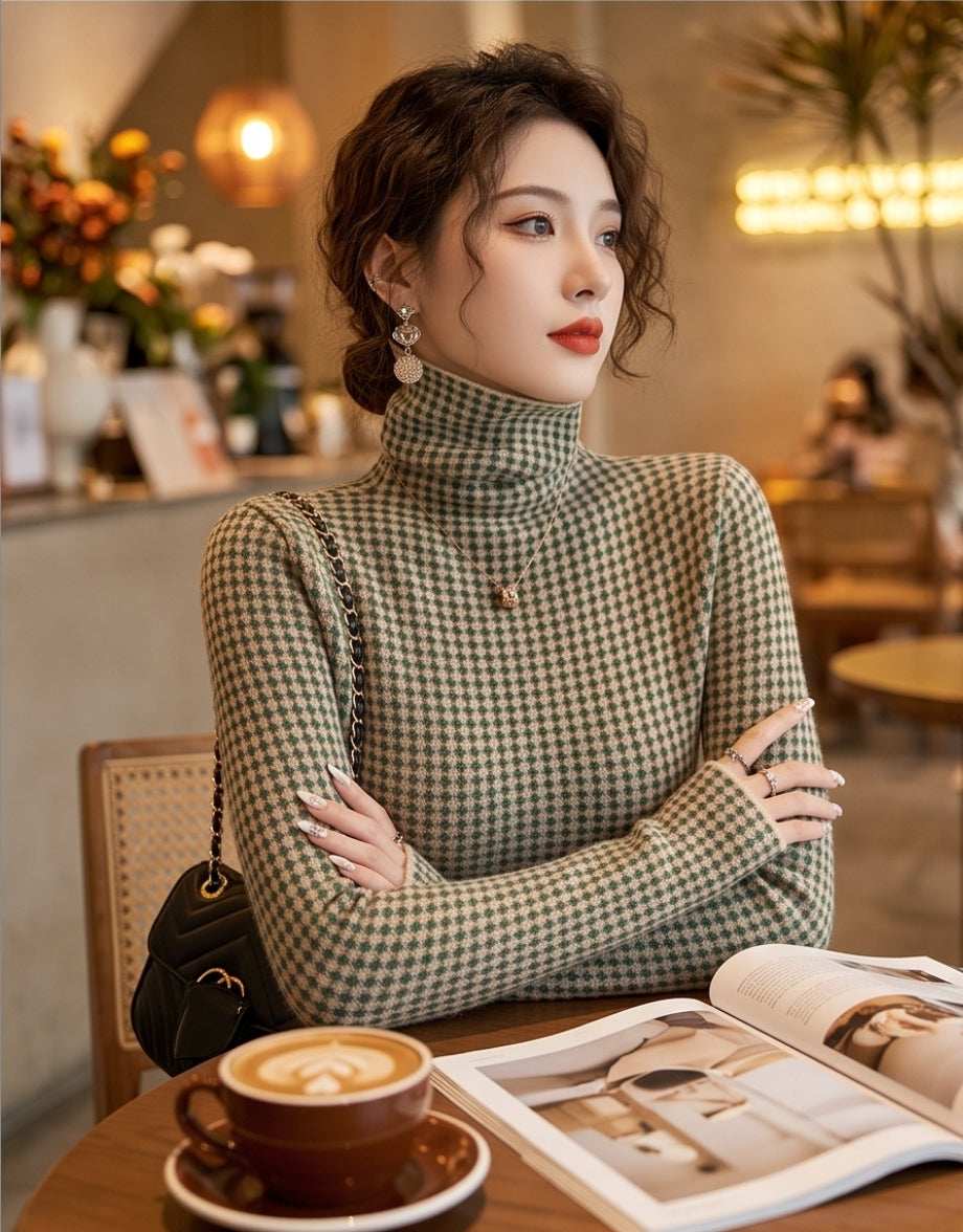Elegantes kariertes Jersey-Oberteil mit hohem Hals – elastisch